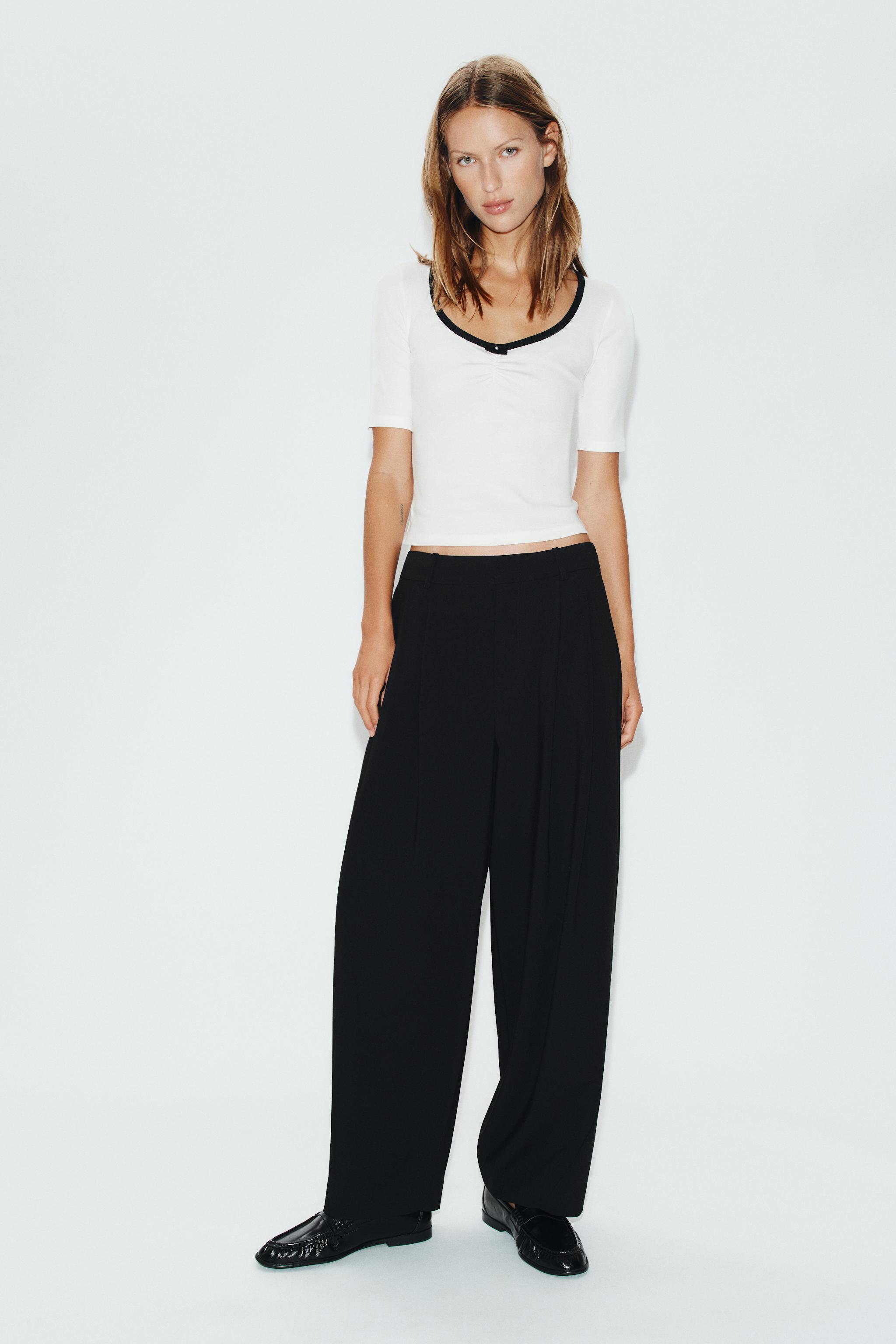 CONTRAST BOW NECKLINE T-SHIRT