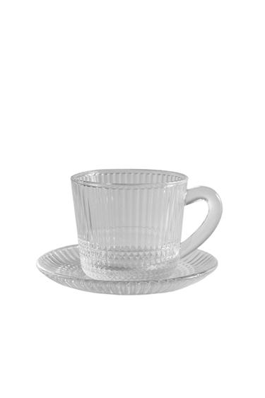 فنجان وطبق قهوة زجاج بتصميم هندسي بارز - شفاف الخاص بـ Zara