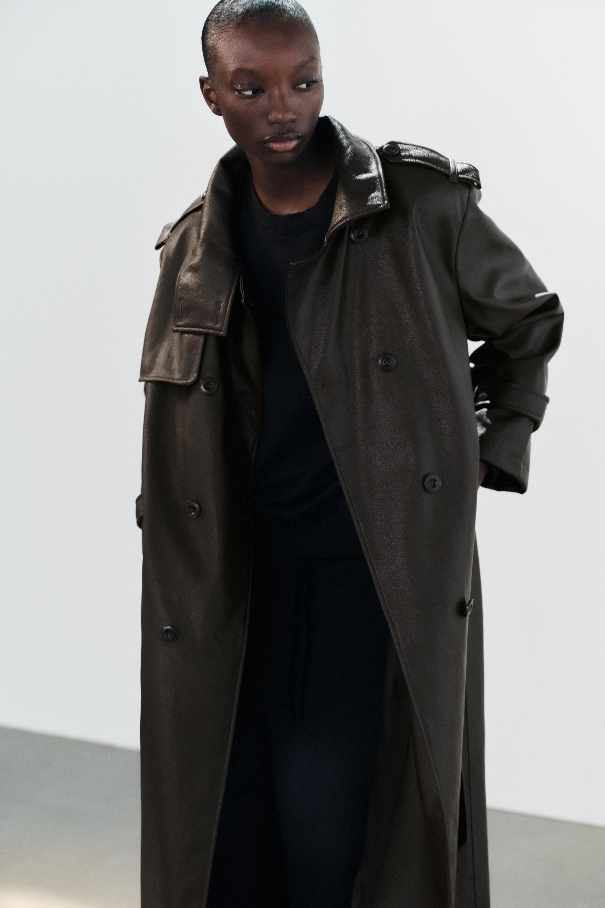 MANTEAU TRENCH LONG EN MATIÈRE SYNTHÉTIQUE