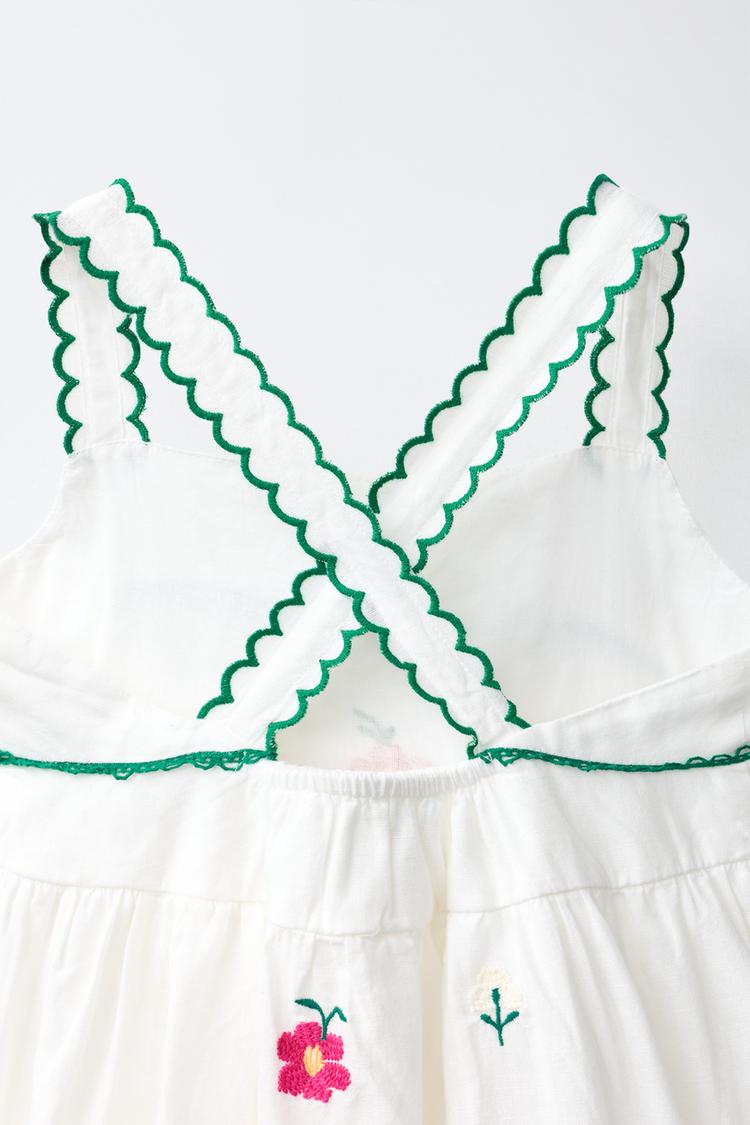 VESTIDO BORDADO FLORAL 5
