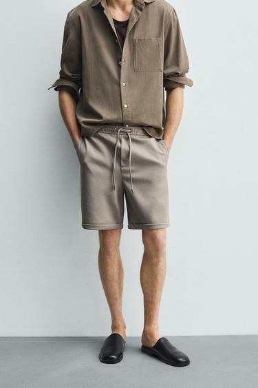 BERMUDA REGULAR FIT CONFORT - Khaki claro de Zara
