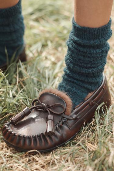 CHAUSSETTES EN MAILLES TRESSÉES AVEC LAINE ÉDITION LIMITÉE - Bleu pétrole de Zara - Image 2
