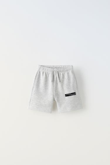 BERMUDA BÁSICA ETIQUETA - Gris vigoré de Zara