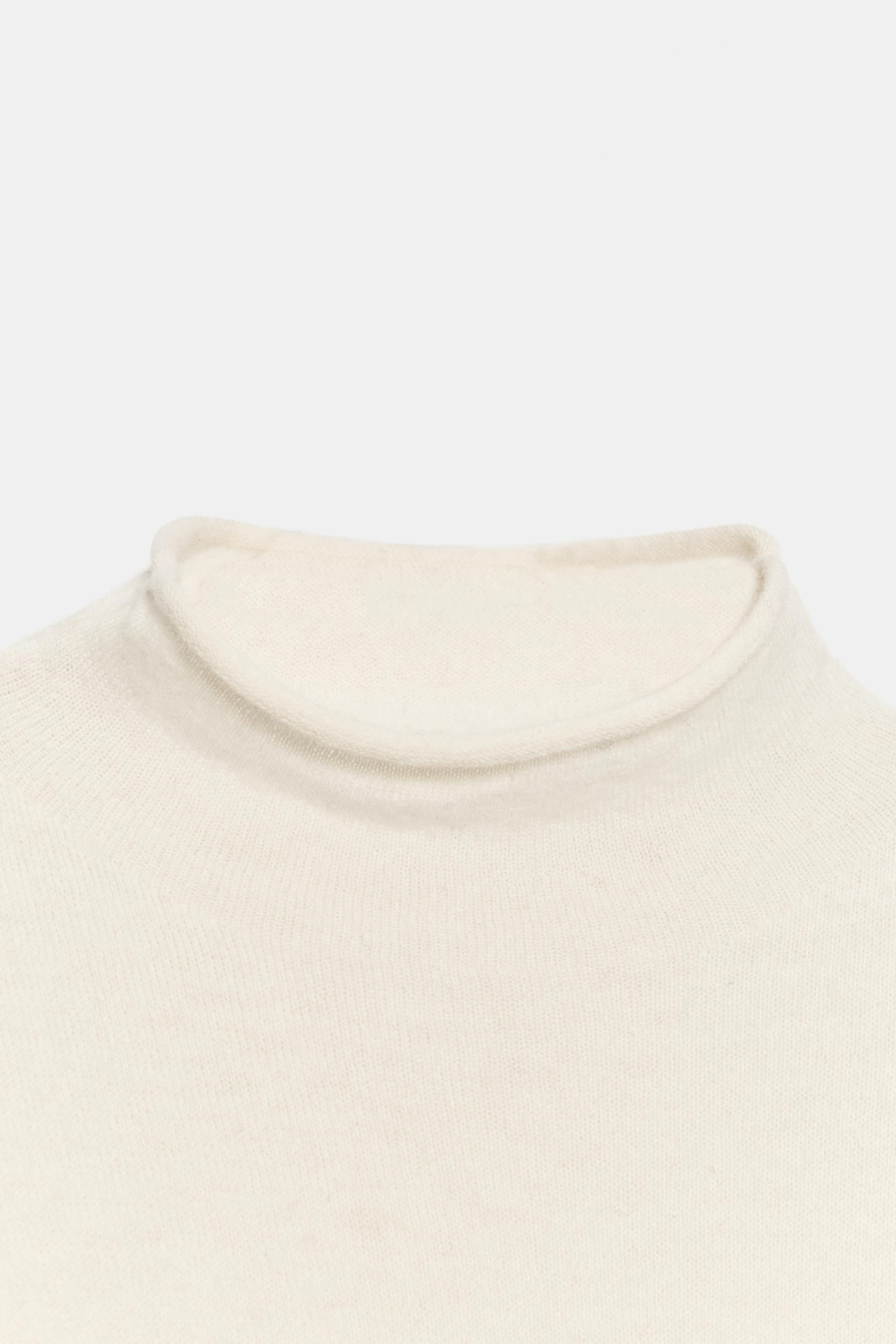 EXTRA-SOFT 100% WOOL MOCK NECK SWEATER thumbnail 8