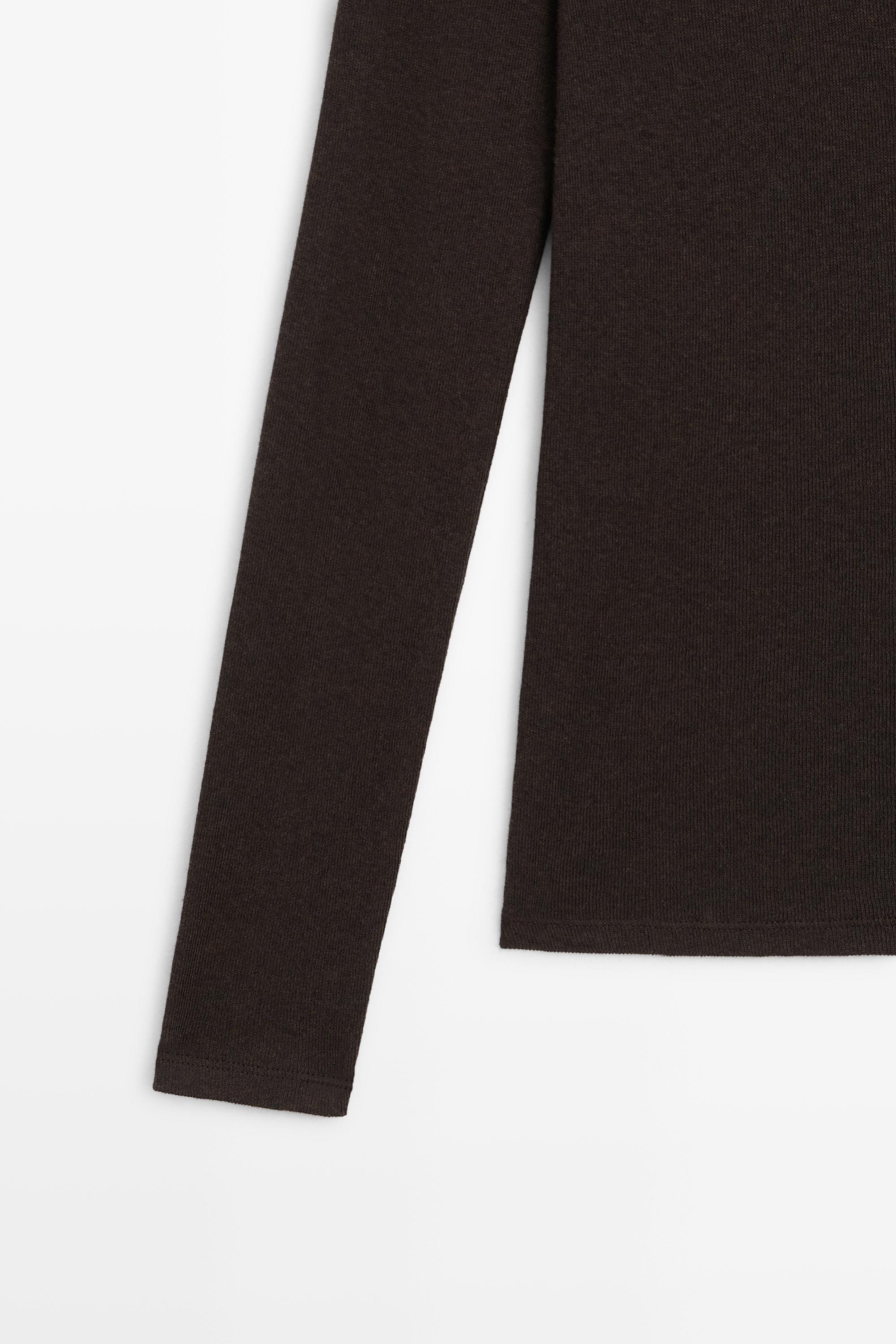 Cotton-blend quarter-zip long sleeve T-shirt