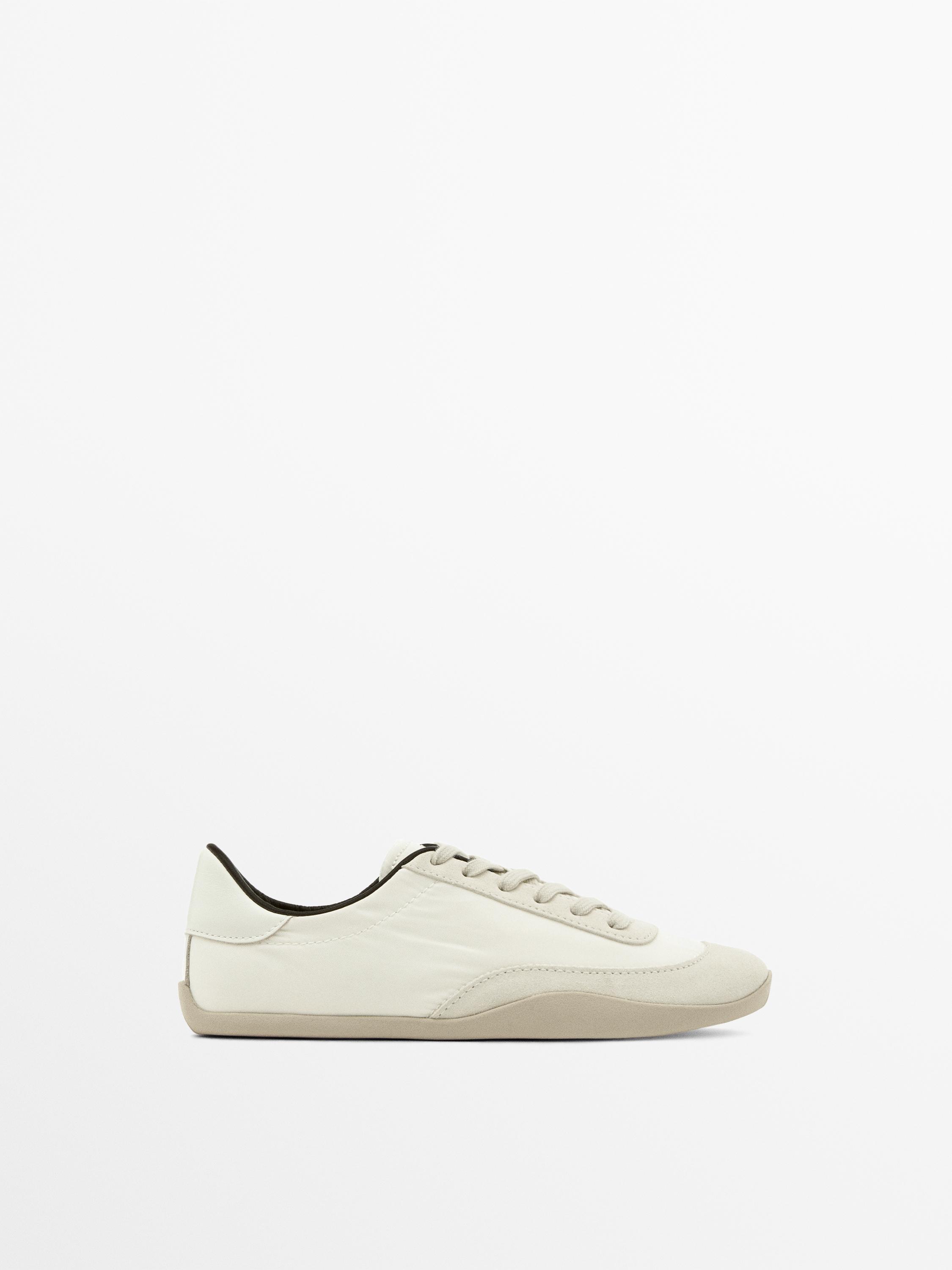 Chaussure de sport combinée