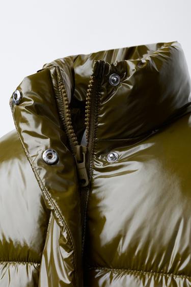 BLOUSON MATELASSÉ FINITION BRILLANTE - Vert olive de Zara - Image 4