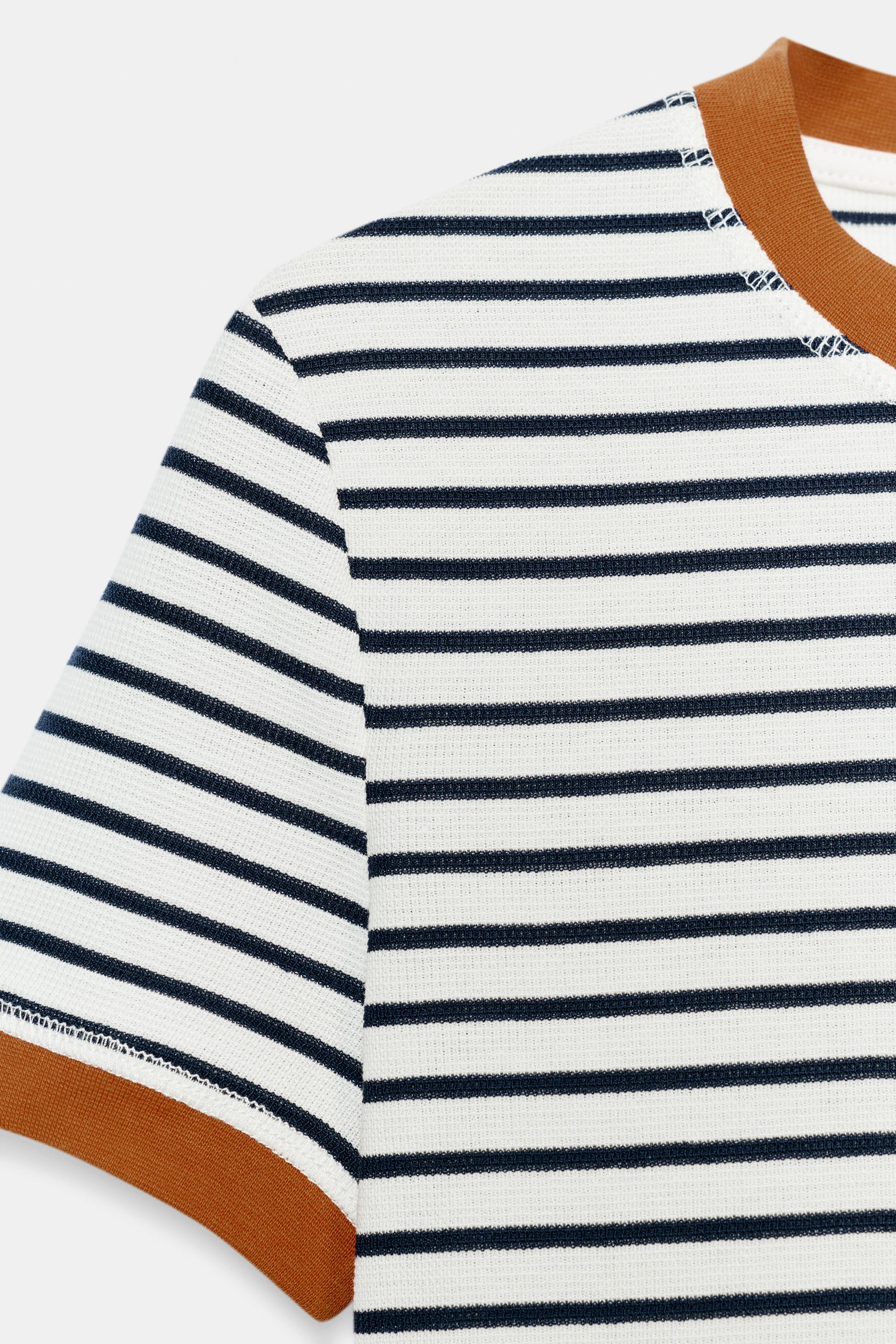STRIPED SHORT SLEEVE T-SHIRT