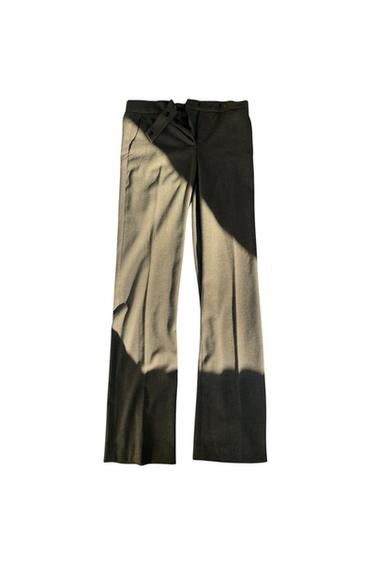 PANTALÓN FLARE TIRO MEDIO