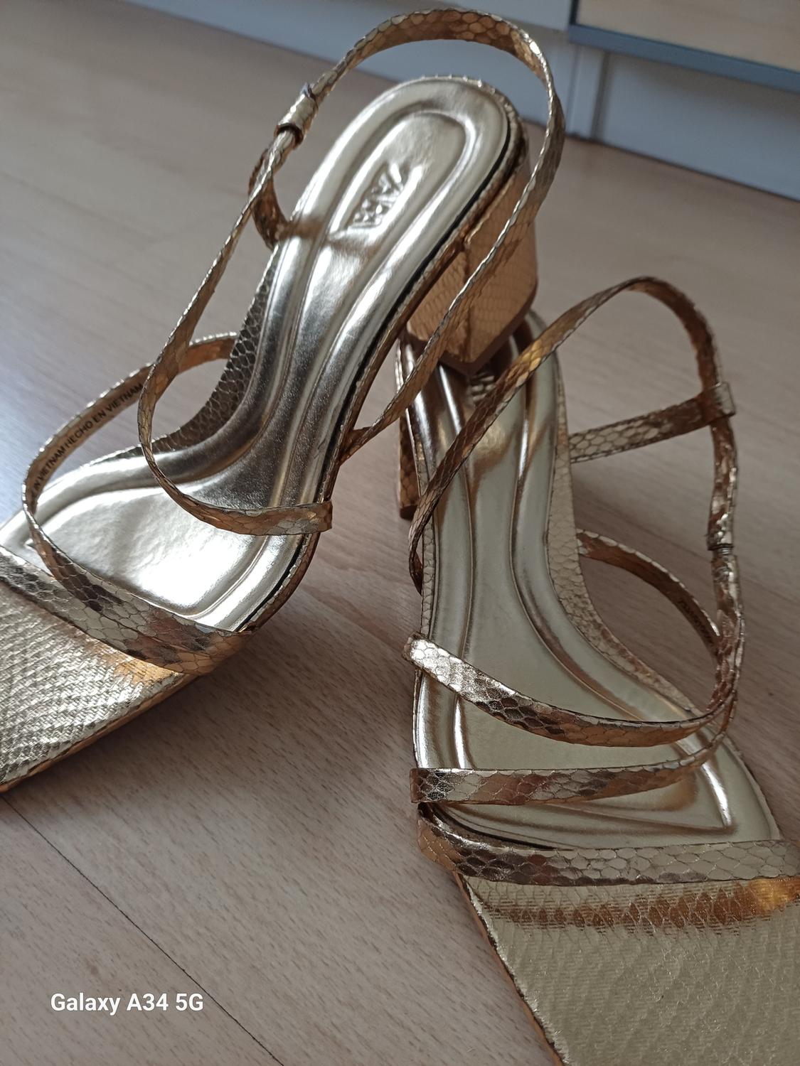 LOW BLOCK-HEEL SANDALS - Image 5