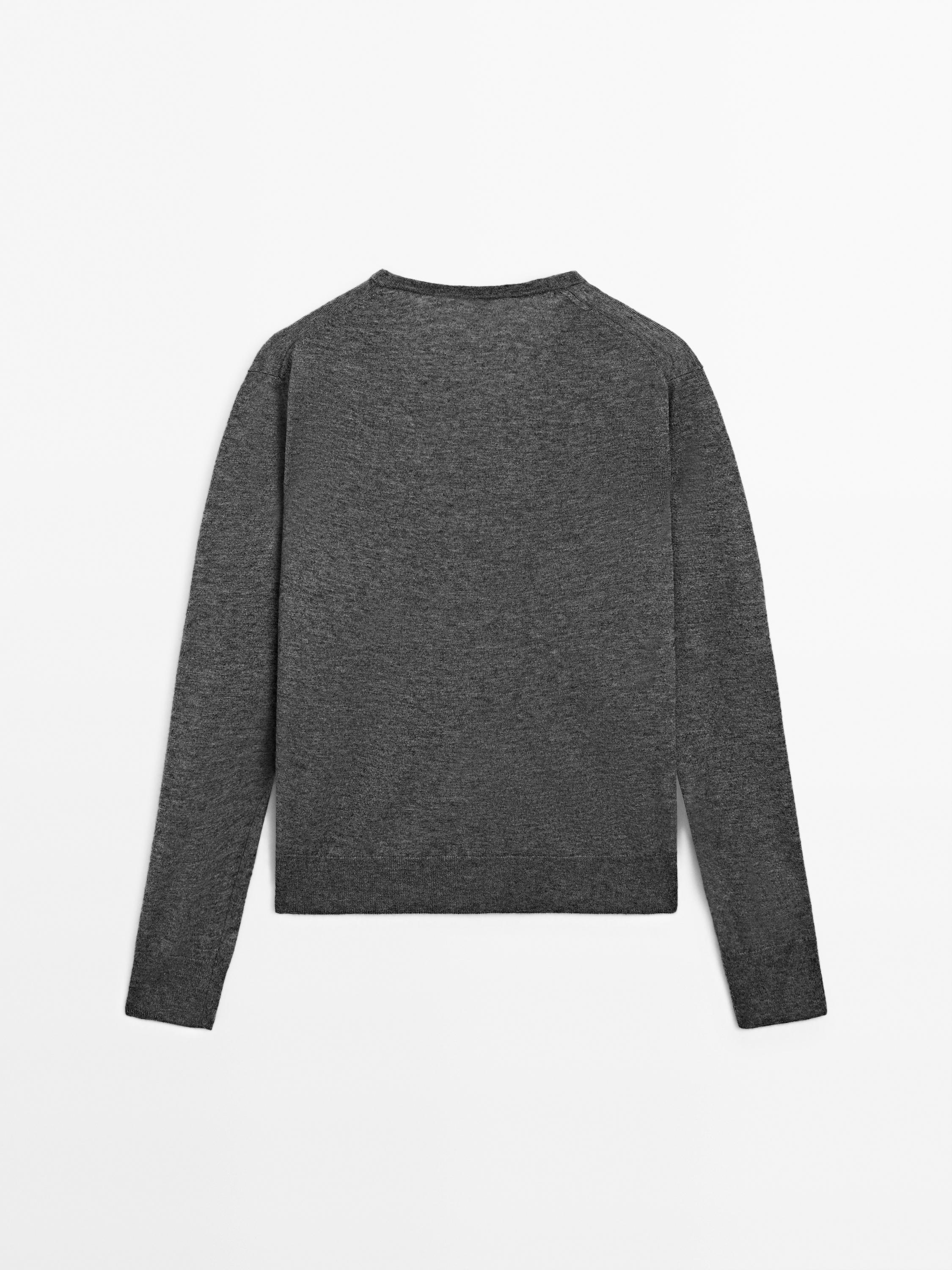 Wool blend V-neck knit sweater