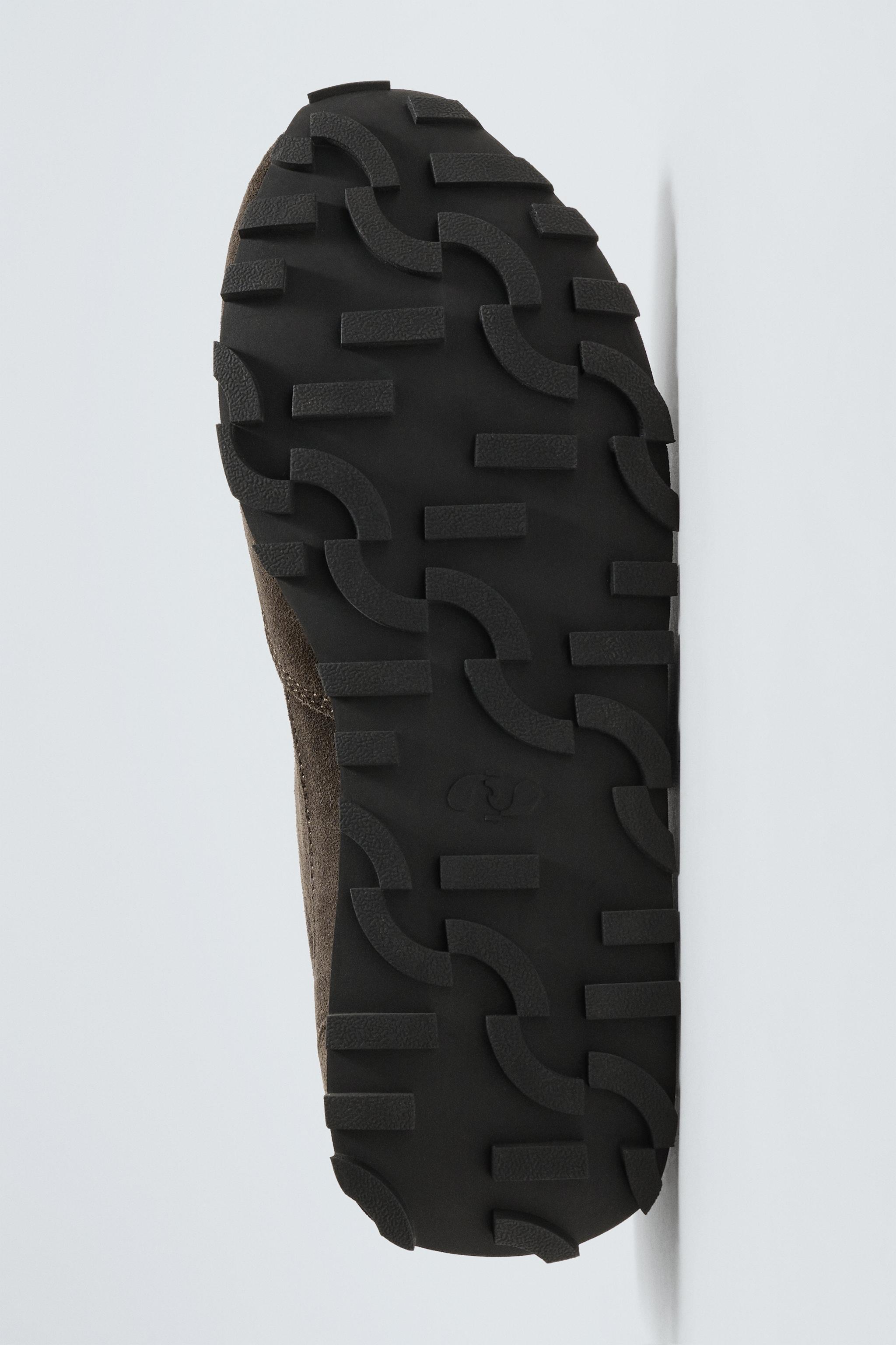 CASUAL LEATHER SNEAKERS