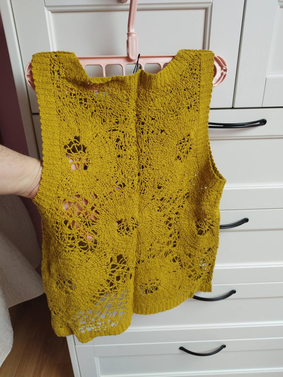 SLEEVELESS CROCHET TOP - Image 4