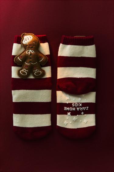 KIDS' NON-SLIP GINGERBREAD CHRISTMAS SOCK - Red by Zara