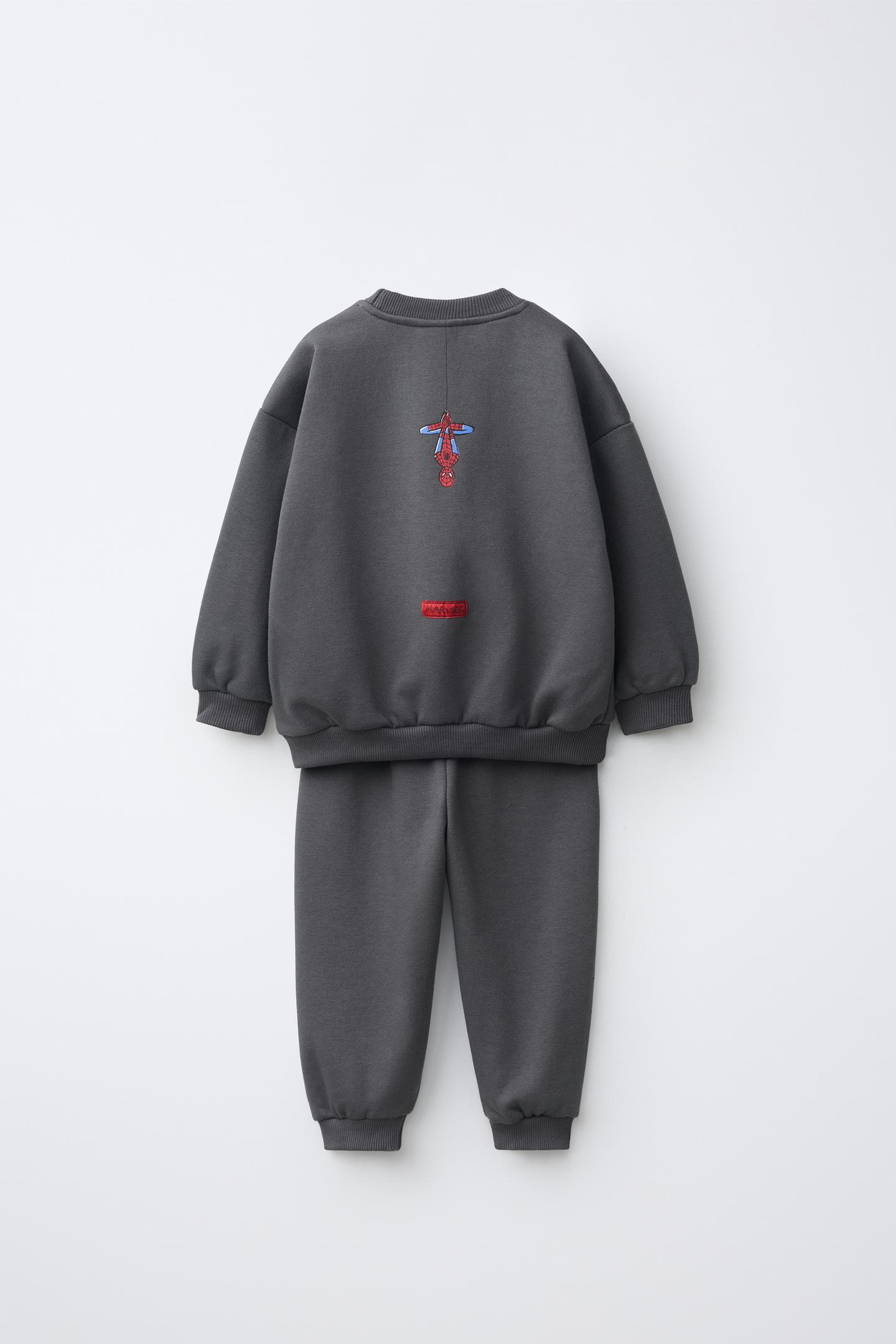 Детский комплект Zara Spider-Man © Marvel Sweatshirt and Jogger Pants Set, цвет: Антрацитовый серый — фото 2