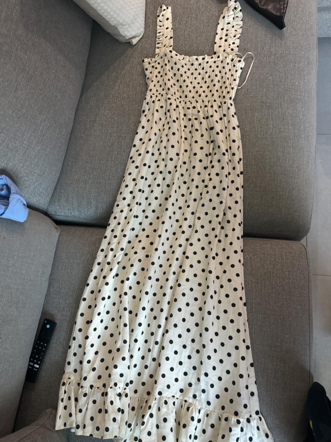 VESTIDO MIDI LUNARES