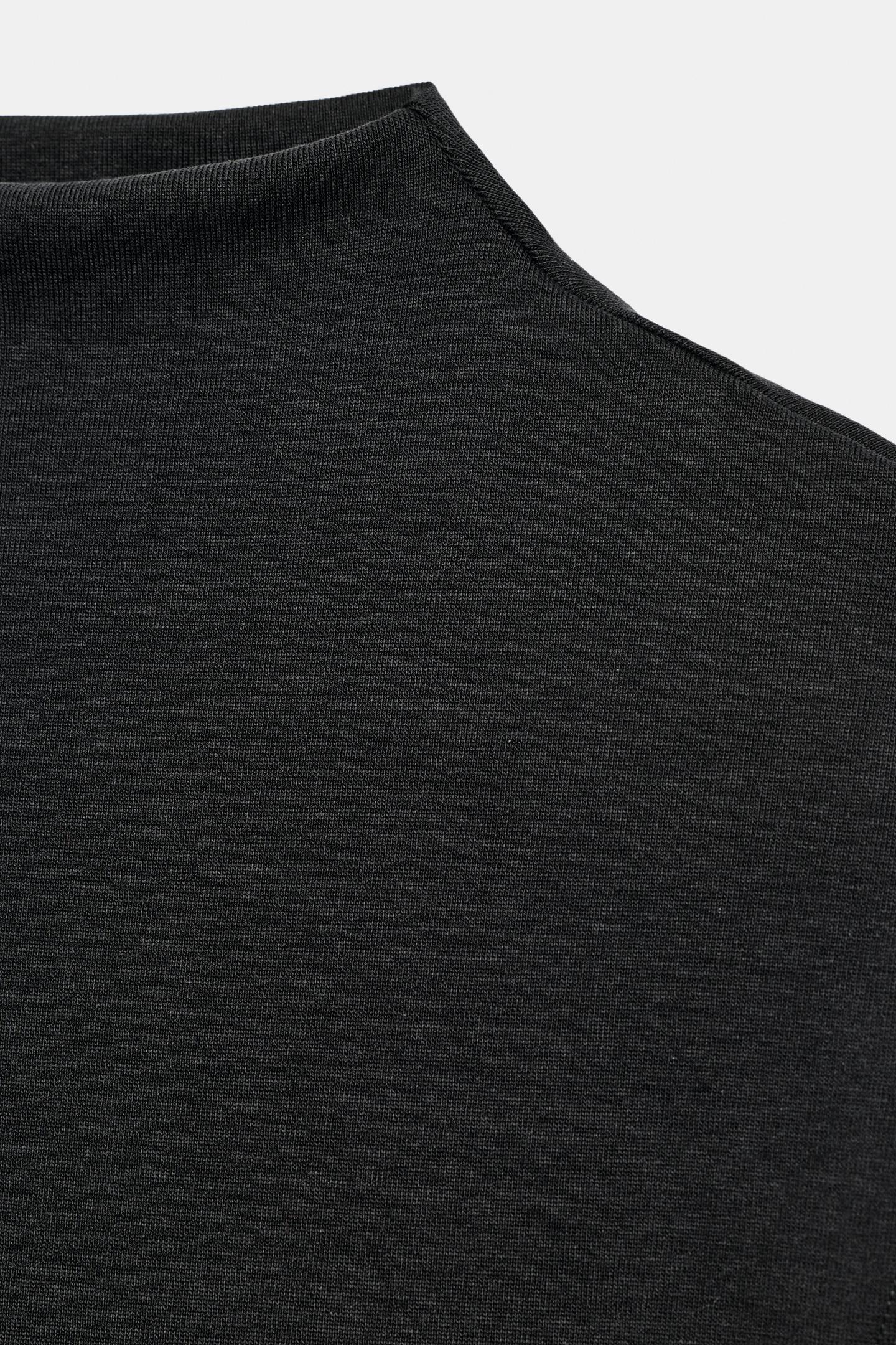 Женский топ Zara Lyocell Mock Neck Top, цвет: Чёрный — фото 3