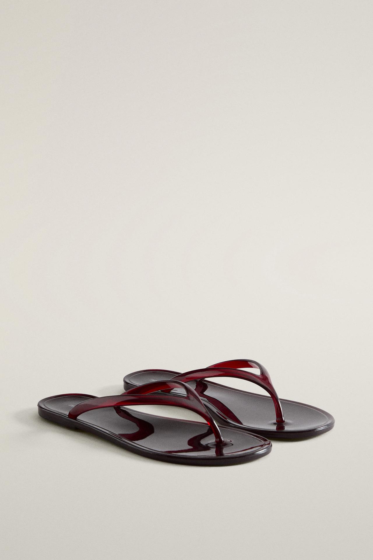 FLAT JELLY SANDALS — Burgundy Red