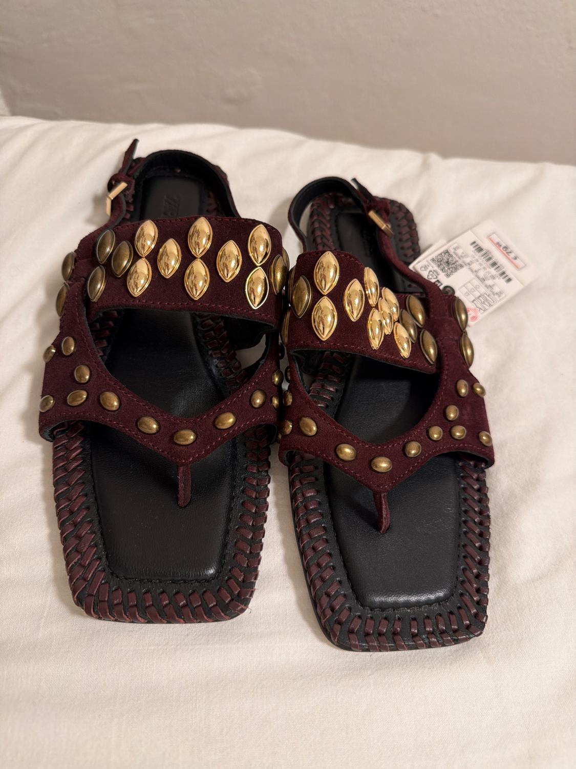 LIMITED EDITION SPLIT SUEDE STRAPPY SANDALS - Image 3