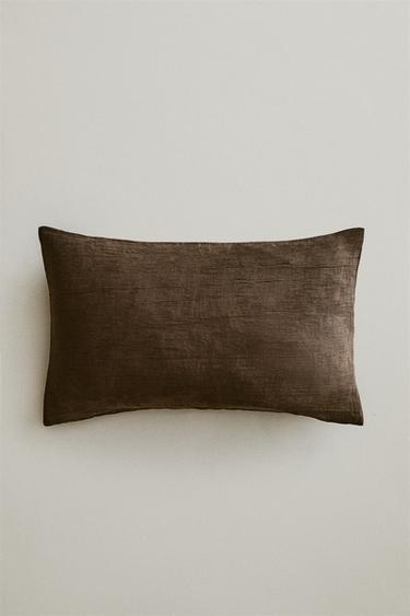 HOUSSE DE COUSSIN PLISSÉE - Marron de Zara - Image 4