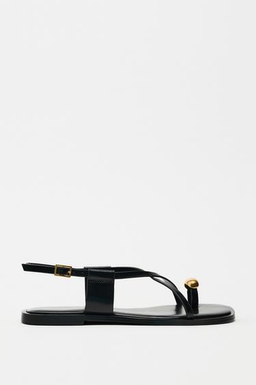 Zara FLAT STRAPPY SANDALS WITH METAL EMBELLISHMENT - Black