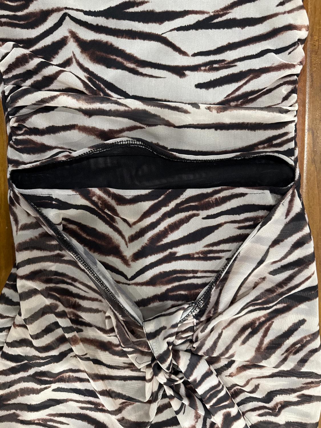 VESTIDO TUL ESTAMPADO CUT OUT - Image 2