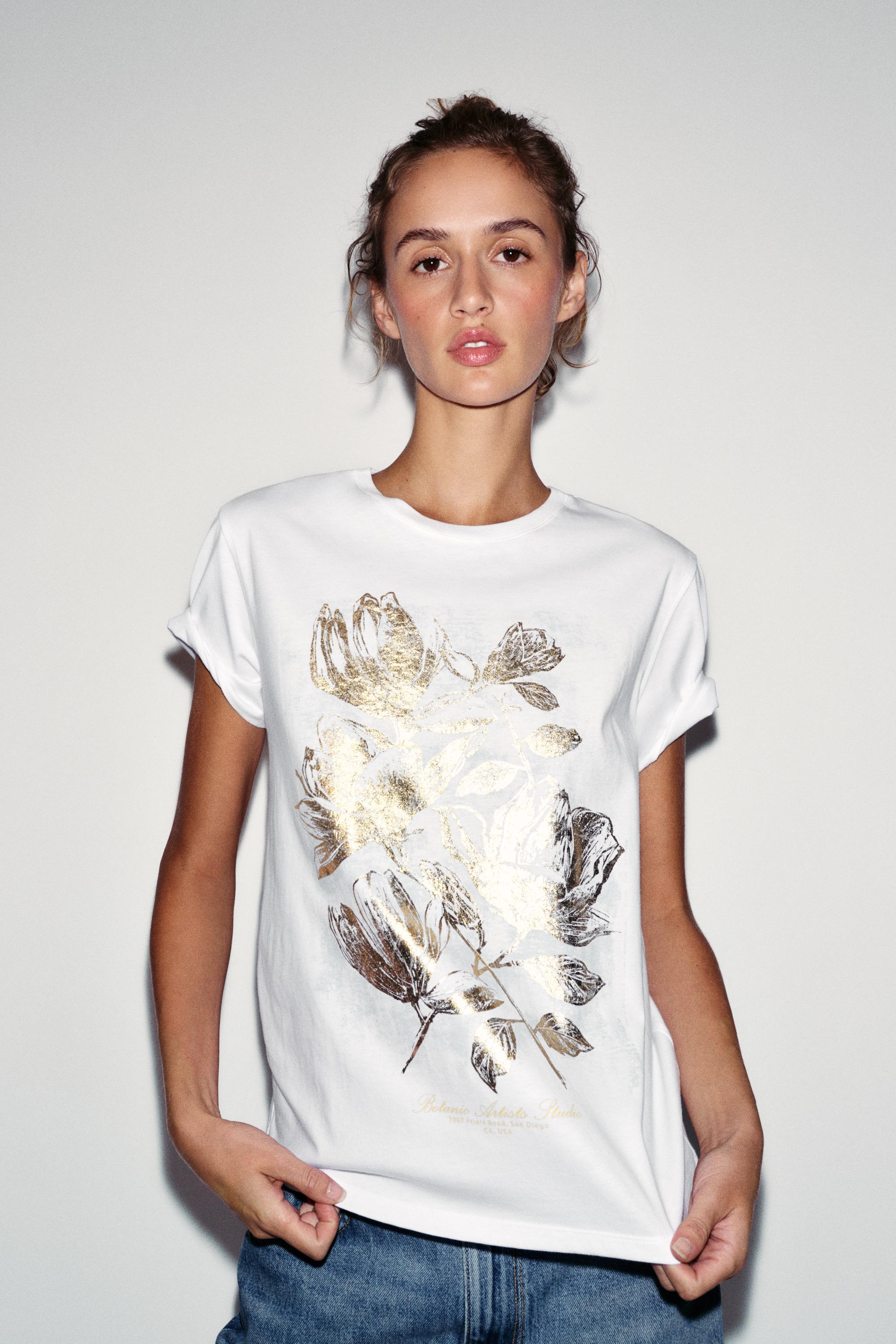METALLIC SHORT SLEEVE T-SHIRT — Golden