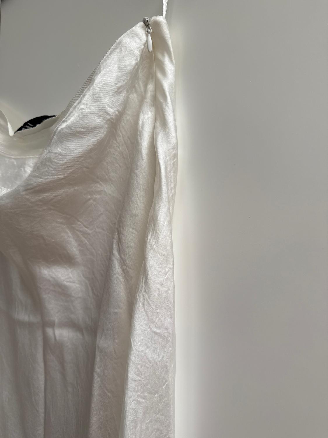 ZW COLLECTION SATIN MIDI SKIRT - Image 3