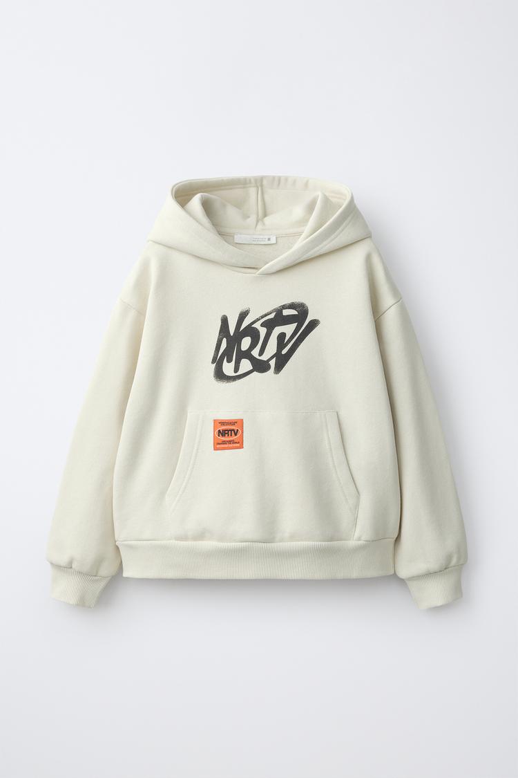 Sudadera capucha estampado