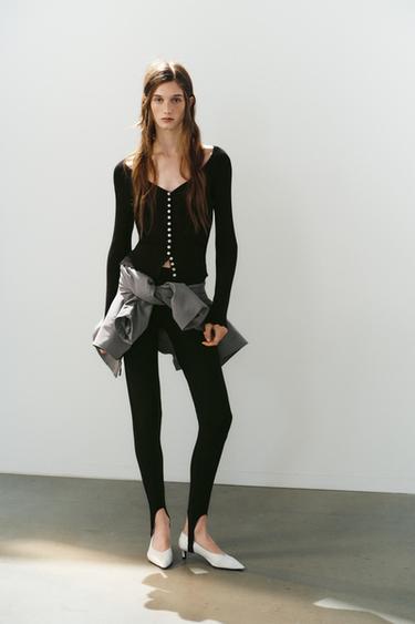 CHAQUETA PUNTO ESCOTE PICO - Negro de Zara