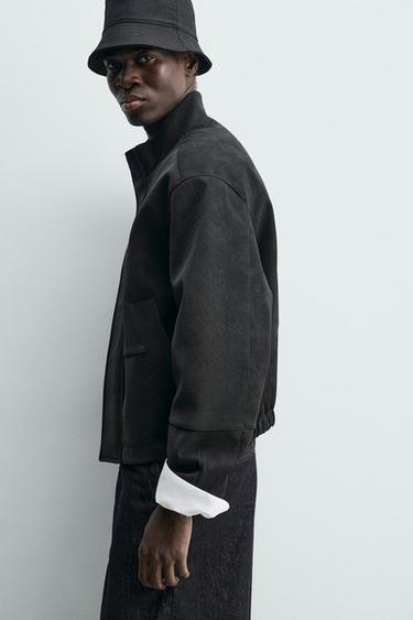 BLOUSON EN MATIÈRE SYNTHÉTIQUE TEXTURÉ - Noir de Zara - Image 5