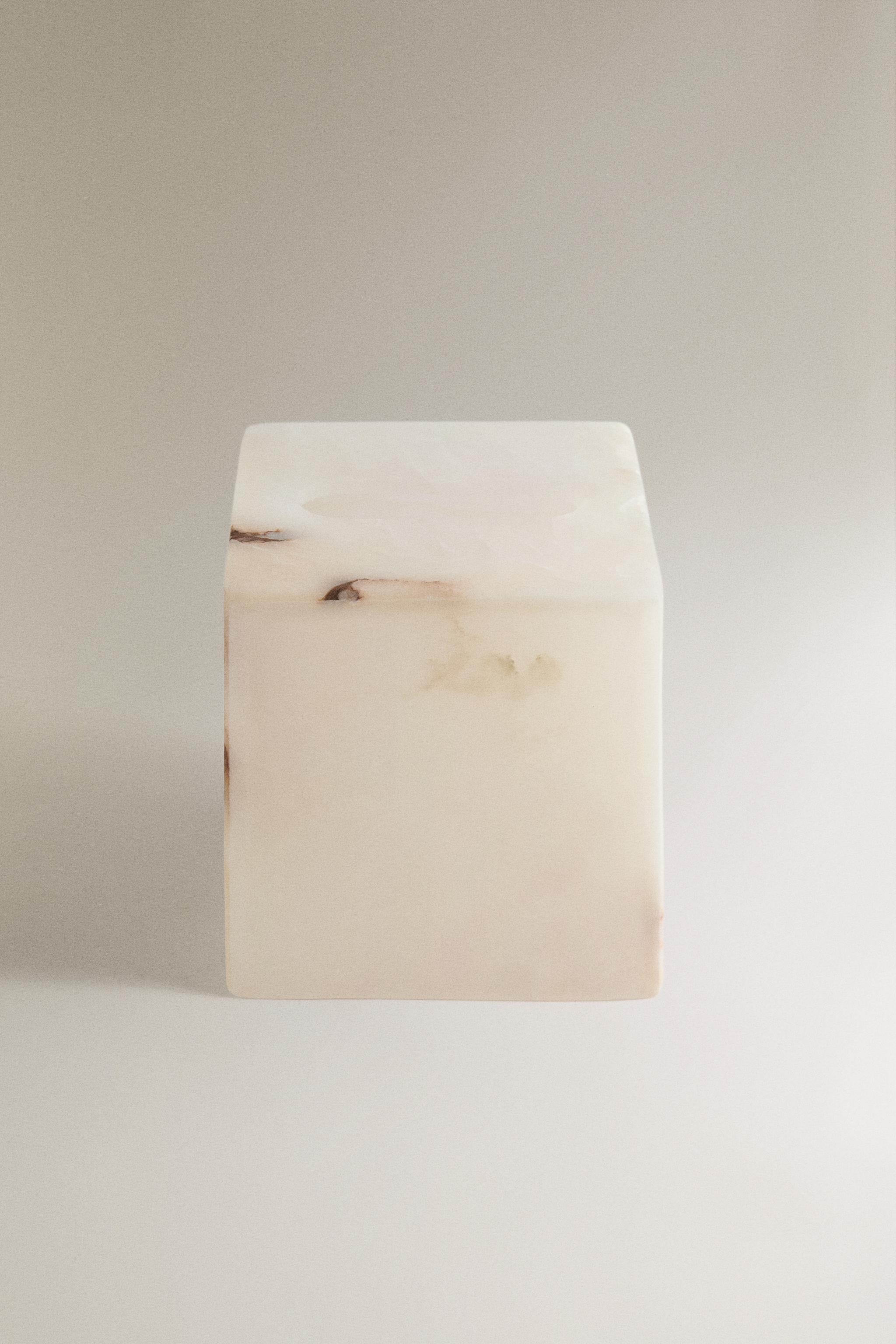 ALABASTER TISSUE BOX — White