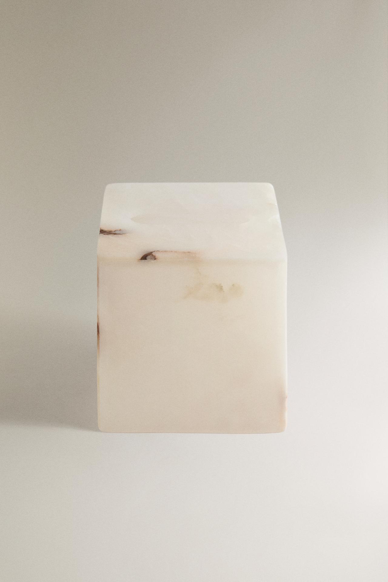 ALABASTER TISSUE BOX — White