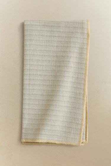 PACK OF STRIPED OVERLOCK NAPKINS (PACK OF 2) - GREENISH by Zara