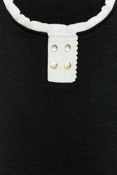 TOP LISERÉS À BOUTONS - Noir de Zara - Image 7