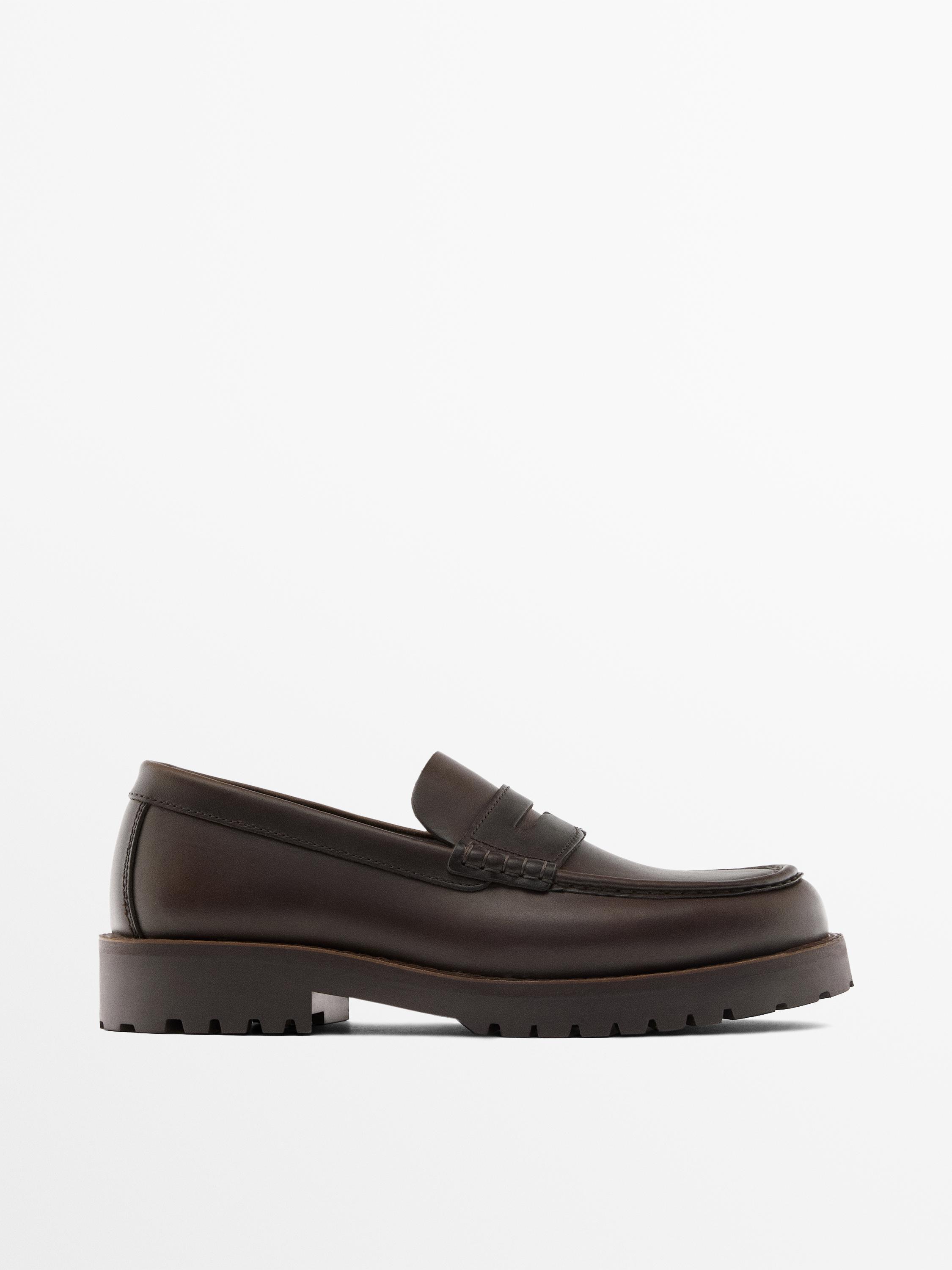 Moc toe loafers with track sole — Brown