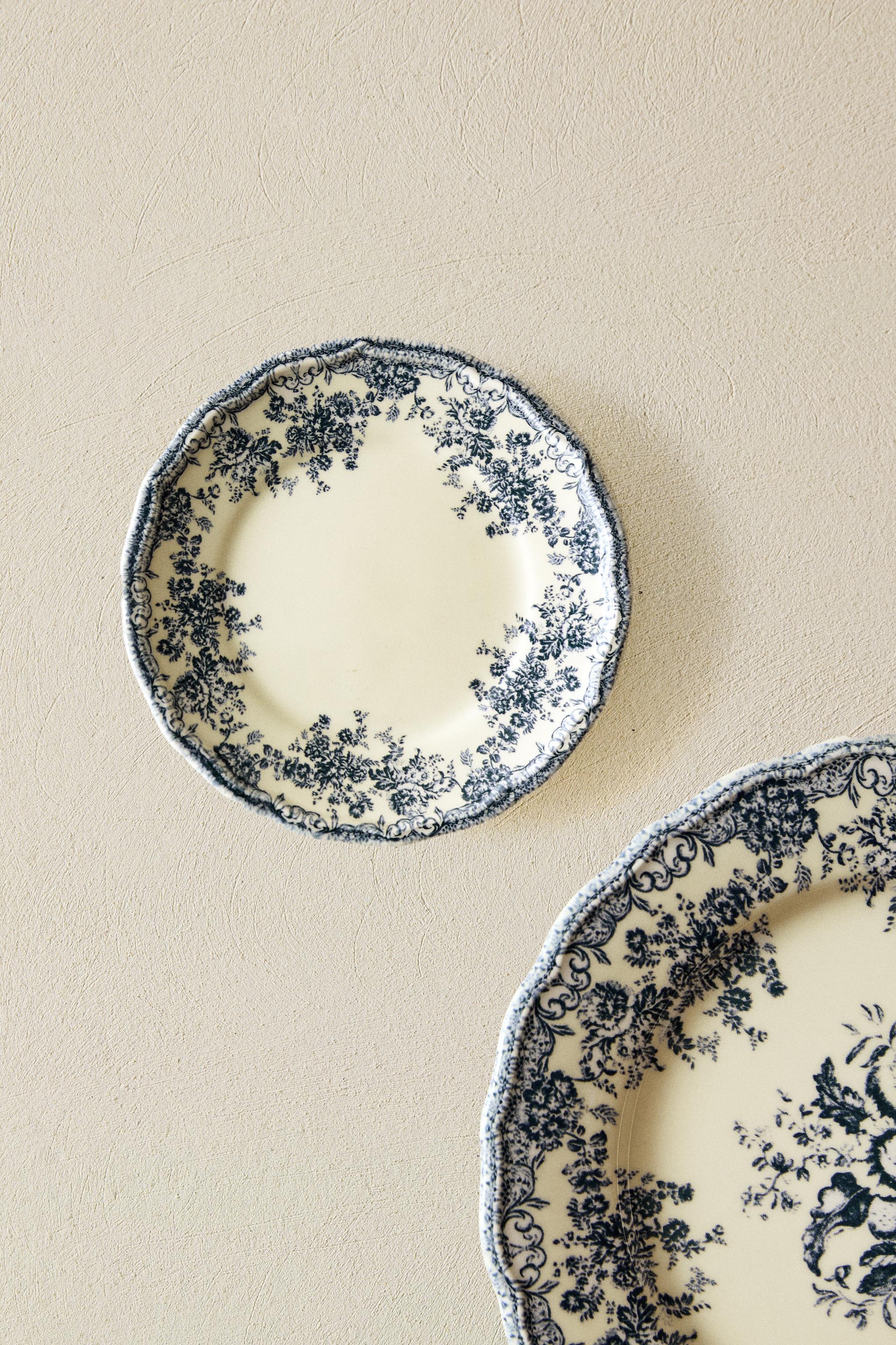 FLORAL EARTHENWARE SIDE PLATE