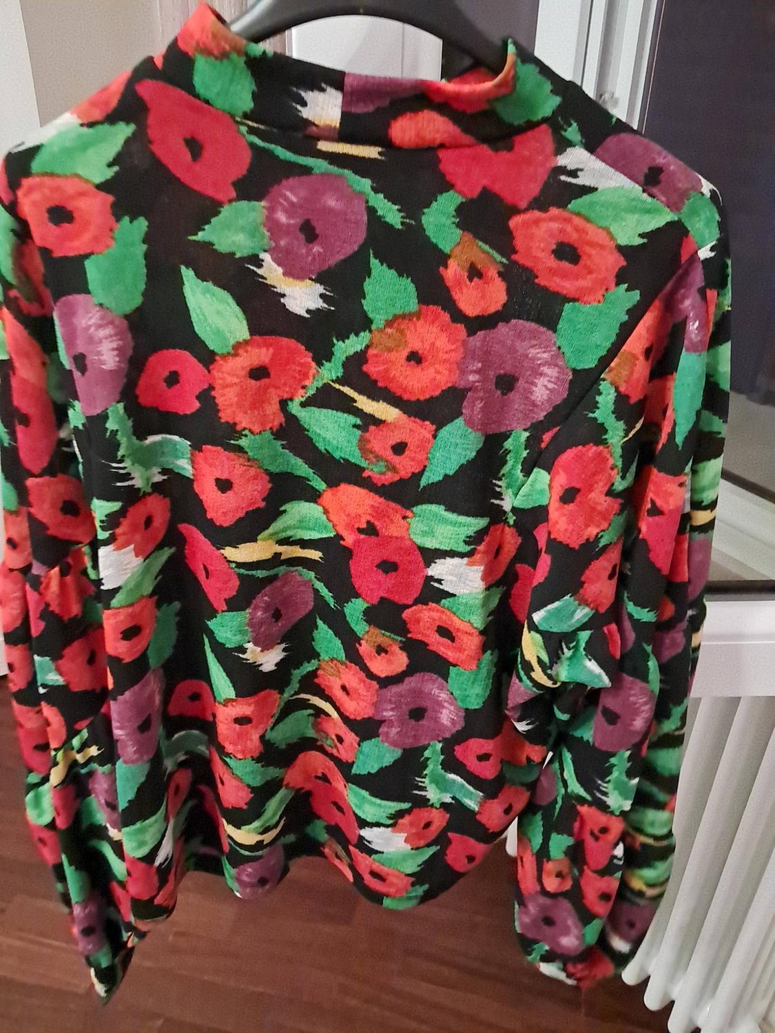 HIGH NECK T-SHIRT - Image 2