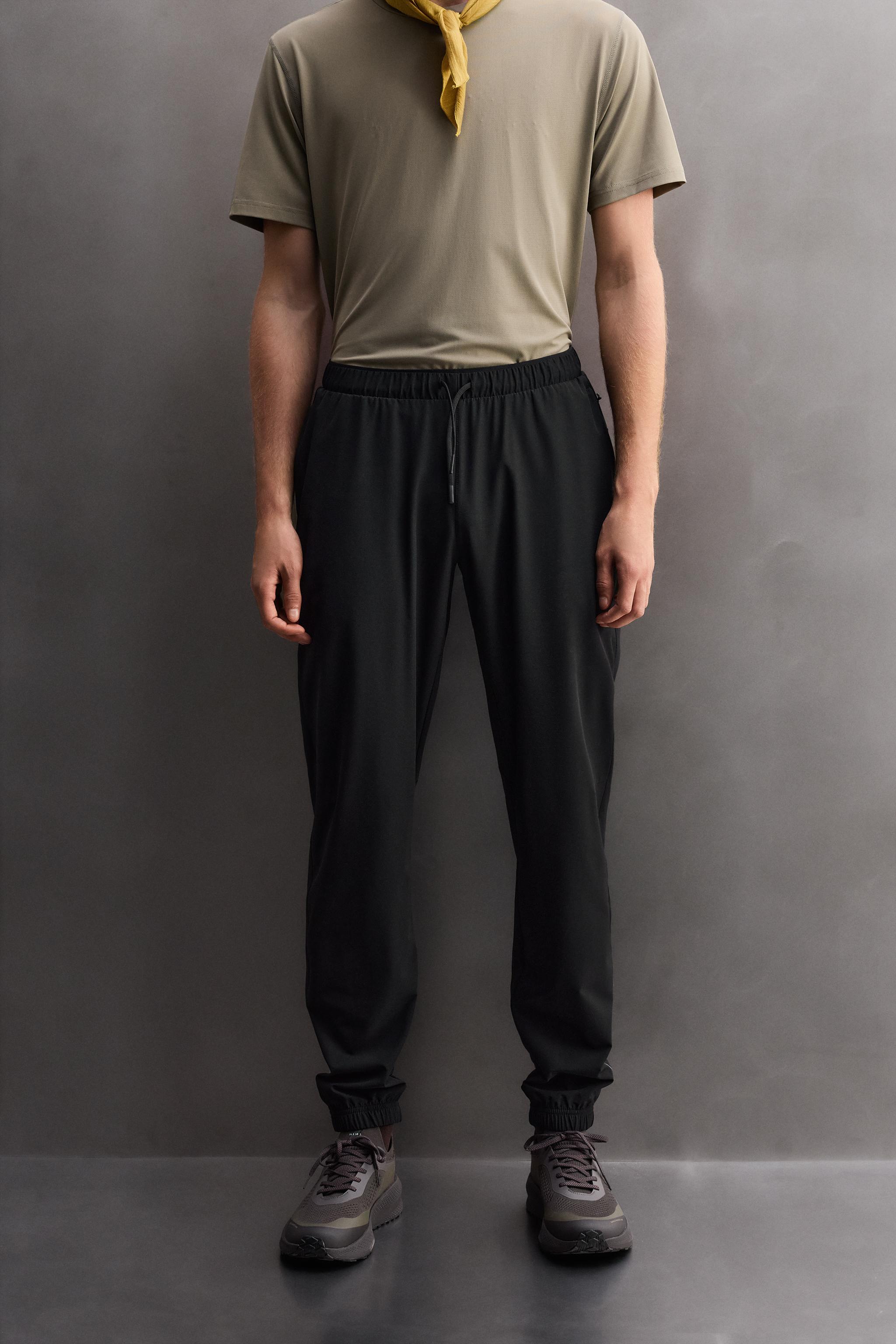LIGHTWEIGHT TECHNICAL PANTS