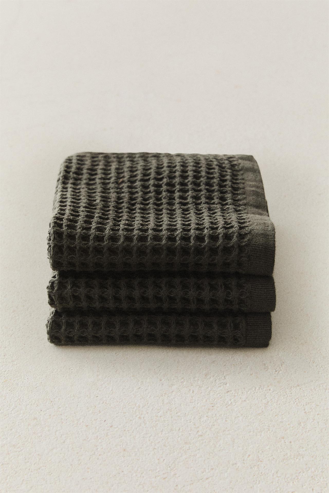WAFFLE COTTON GUEST TOWEL 3-PACK — Dark bottle green