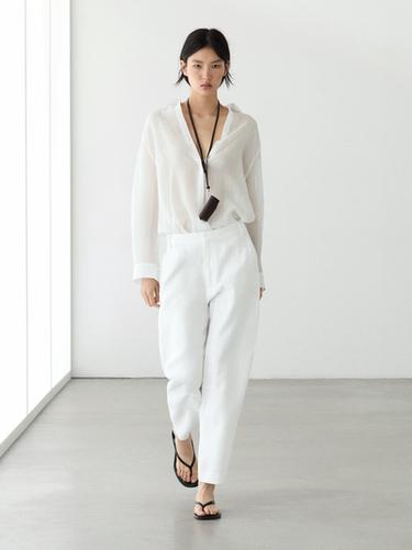 Pantalón carrot fit lino - Blanco de Zara