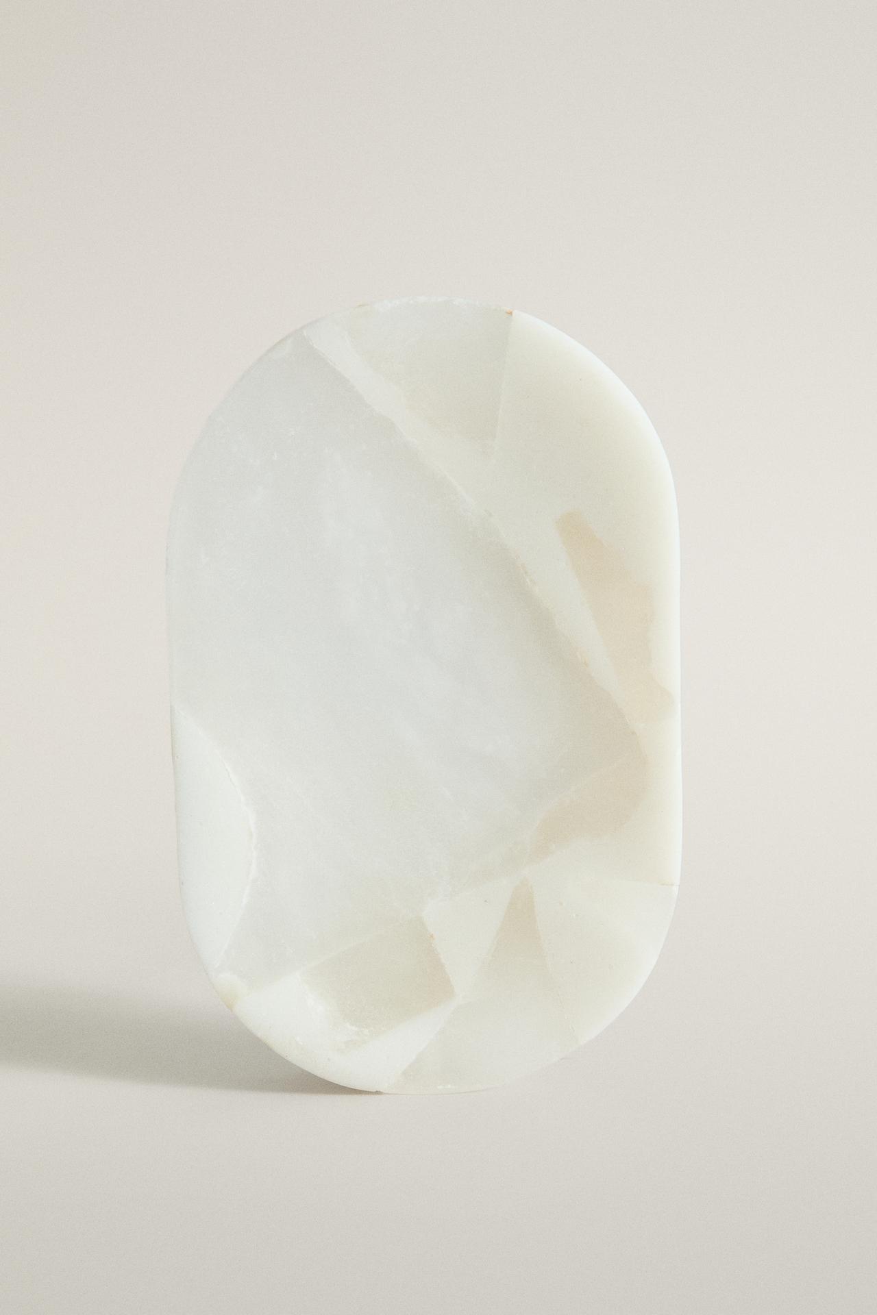ALABASTER RESIN BATHROOM SOAP DISH — Light beige