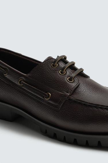 CHAUSSURES BATEAU EN CUIR - Marron de Zara - Image 5