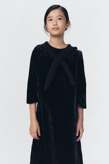 ROBE EN VELOUR SOSHIOTSUKI x ZARA - Bleu marine foncé de Zara - Image 1