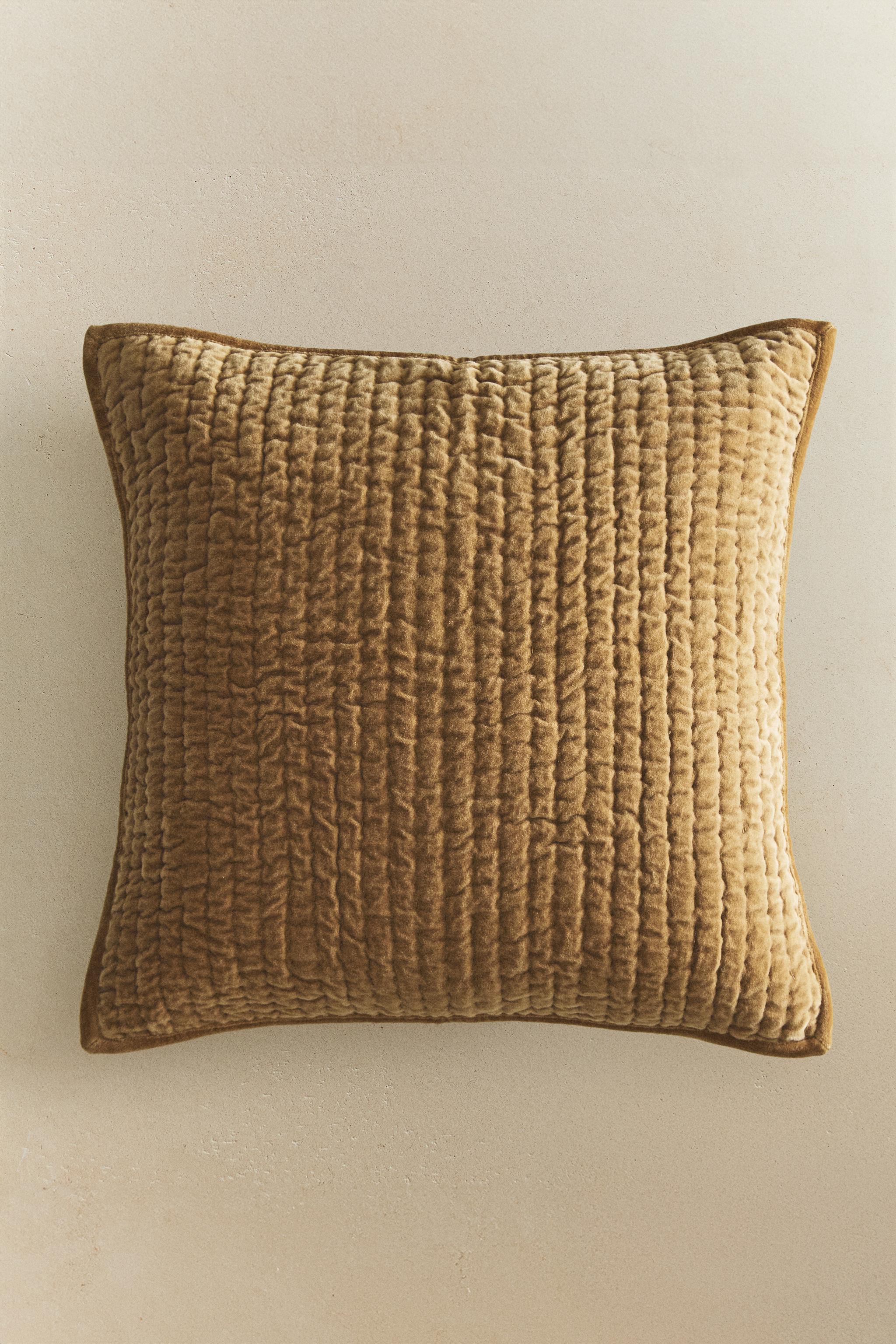 フェイクファー クッションカバー - グリーン | ZARA Japan / 日本