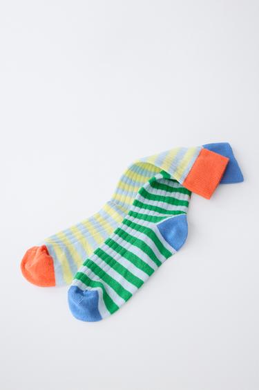 2-PACK OF TALL STRIPED SOCKS - Green by Zara - Image 1