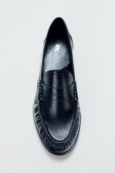 MOCASÍN FRUNCIDO SOFT - Negro de Zara