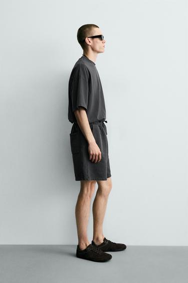 برمودا رياضية بيزك مغسولة - أنثراسيت داكن الخاص بـ Zara