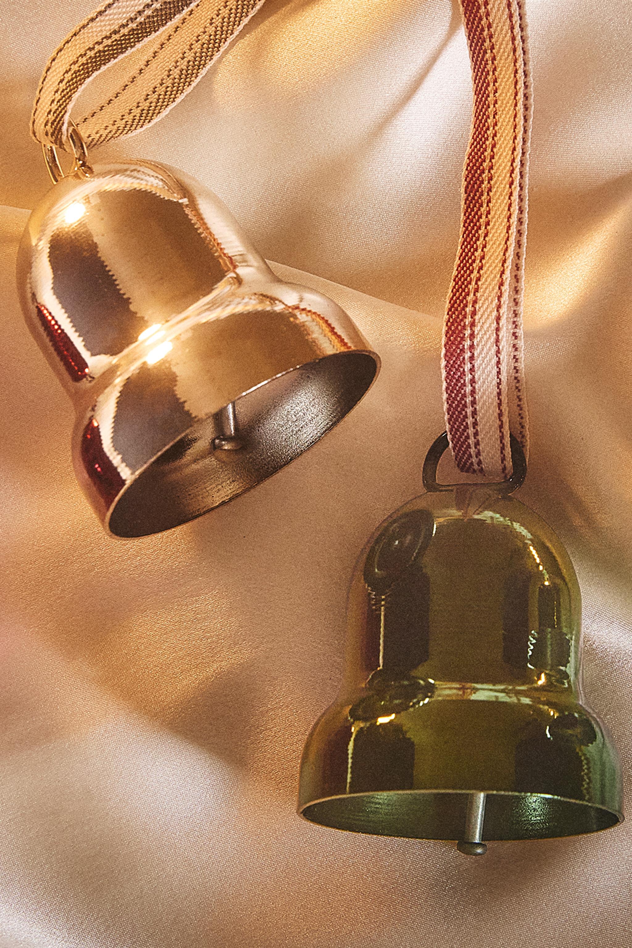 LOT D'ORNEMENTS SAPIN CLOCHES DE NOËL (LOT DE 4)