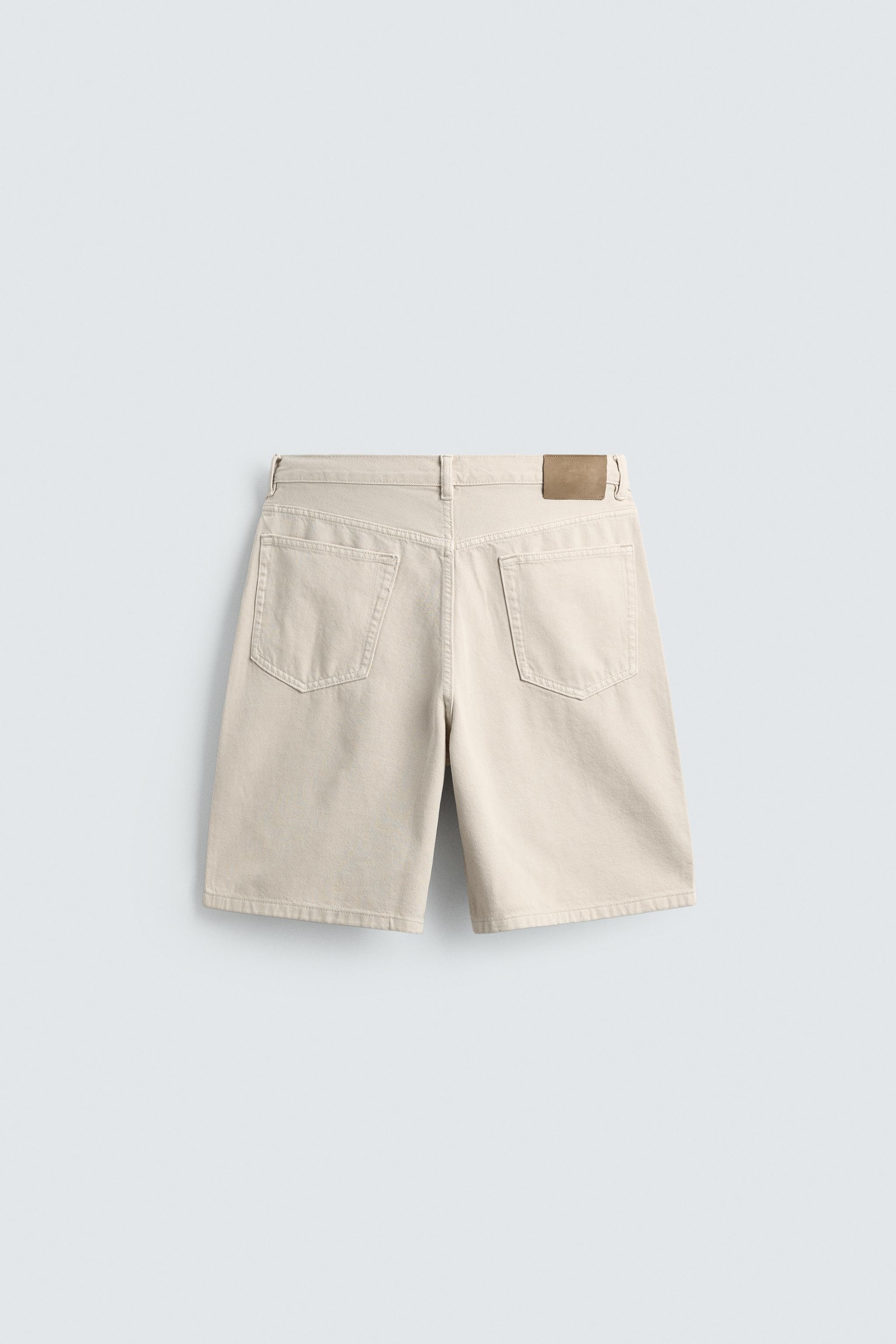 BERMUDA EN JEAN COUPE DROITE